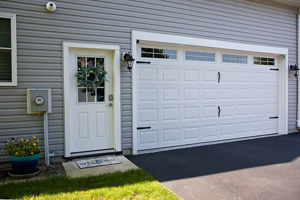 24/7 Emergency Garage Door Panel Replacement experts in Galax, VA